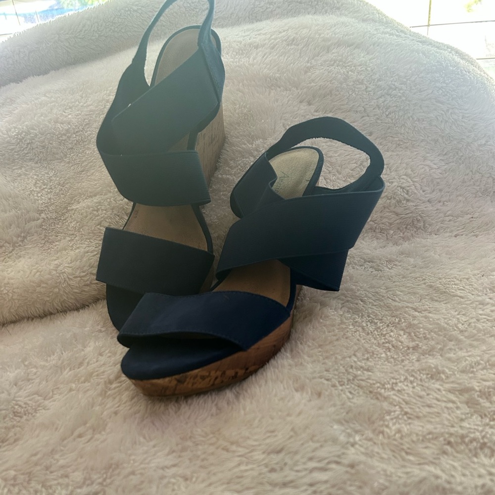 American eagle heels